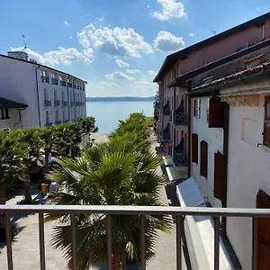 Mavino , Sirmione Italien